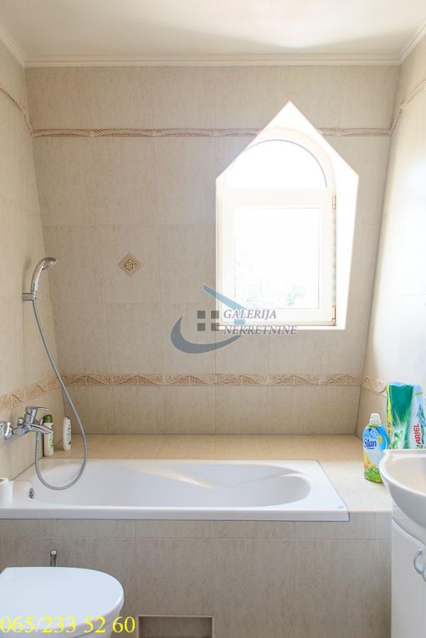 Slika 0 - Save Jovanovića, Četvorosoban stan na prodaju, 99m2, 247.500€