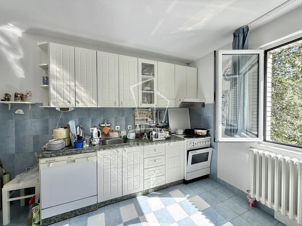 Slika 3 - Živote Marinkovića, Kuća za izdavanje, 124m2, 900€