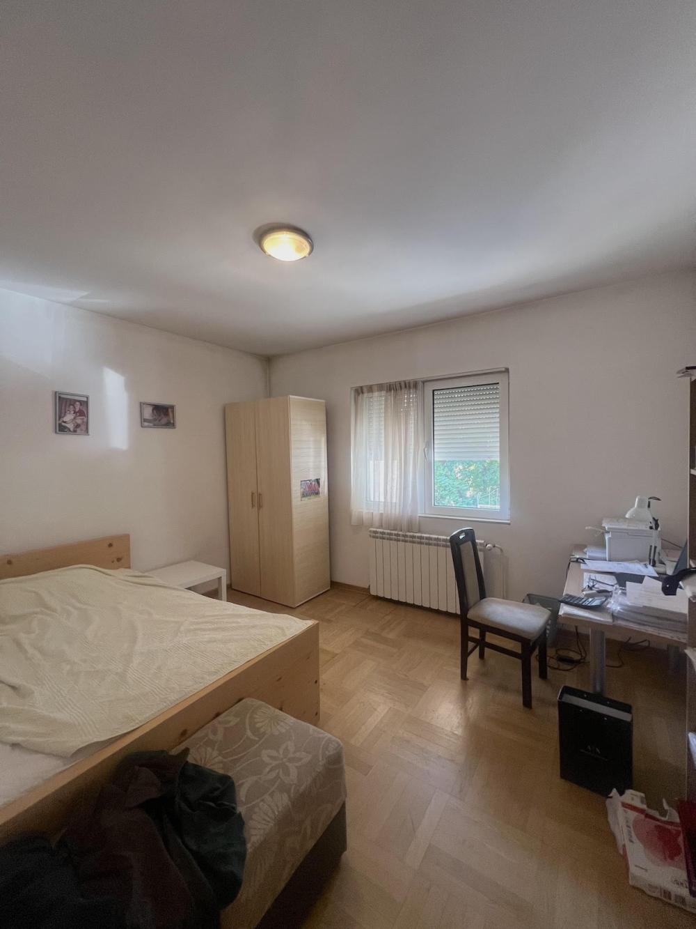 Slika 5 - Nikole Djurkovica, Troiposoban stan za izdavanje, 110m2, 1.500€