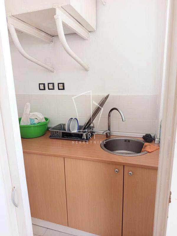 Slika 8 - Zmaj Jovina,  Lokal za izdavanje, 83m2, 1.000€