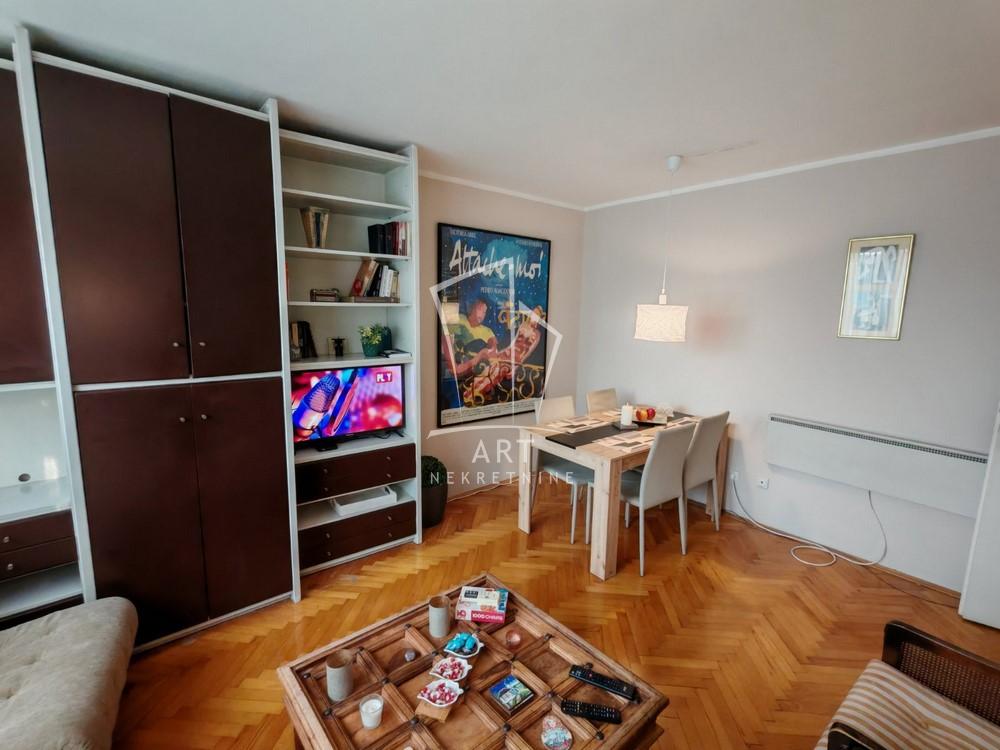 Slika 2 - Srpskih Udarnih Brigada, Jednoiposoban stan za izdavanje, 37m2, 450€