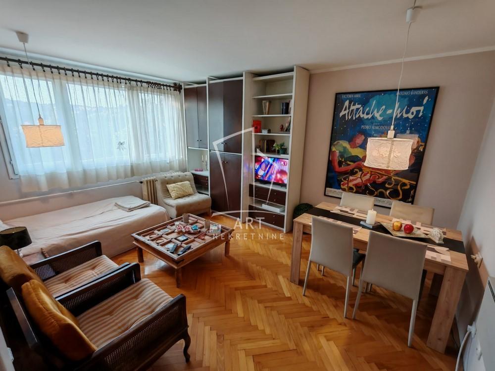 Glavna slika -Srpskih Udarnih Brigada, Jednoiposoban stan za izdavanje, 37m2, 450€