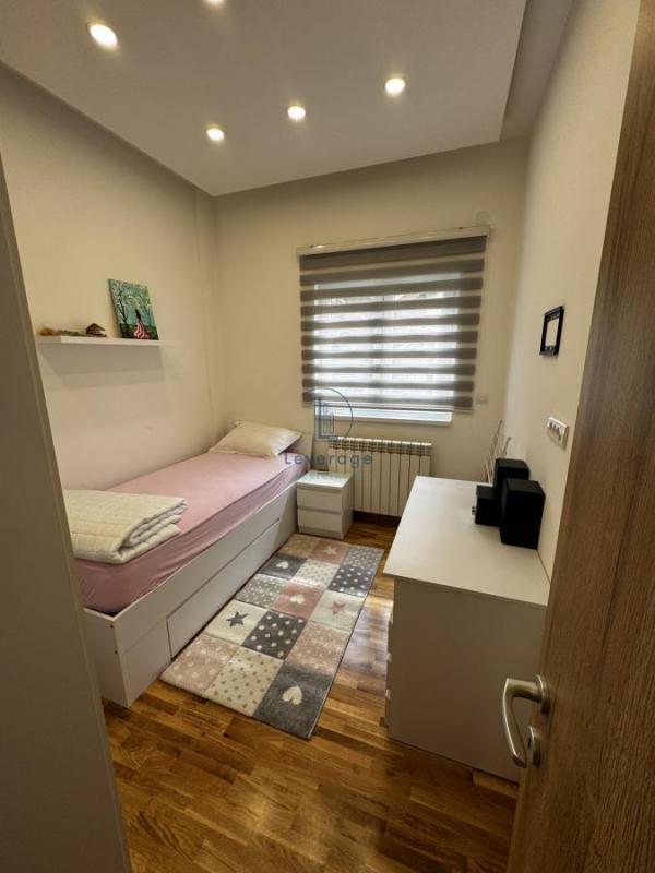 Slika 5 - Četvorosoban stan na prodaju, 76m2, 178.000€