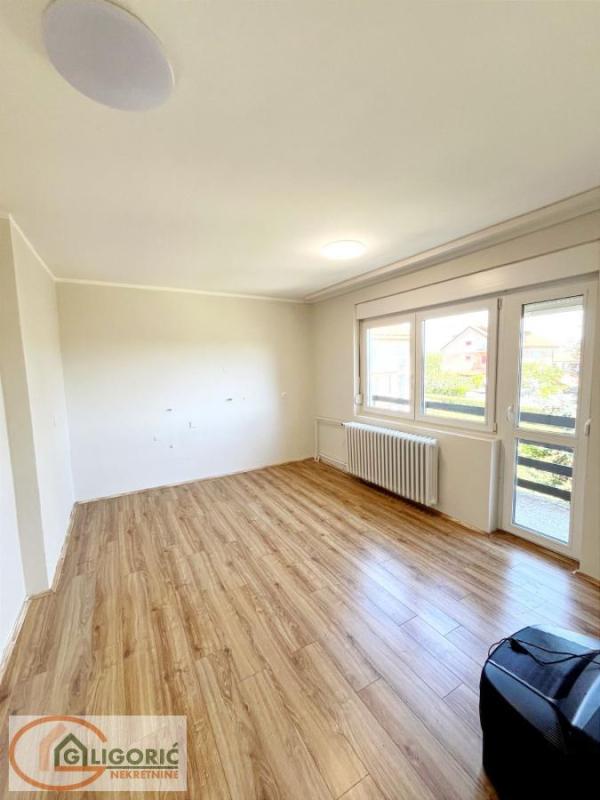 Slika 8 -  Kuća na prodaju, 453m2, 365.000€