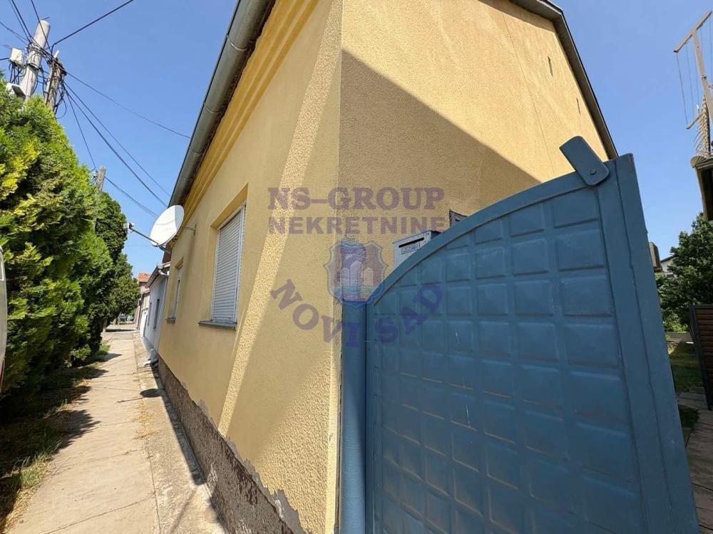 Glavna slika -Bački Jarak,  Kuća na prodaju, 89m2, 66.940€