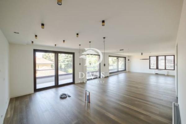 Glavna slika -Neznanog junaka, Četvorosoban stan na prodaju, 214m2, 1.490.000€