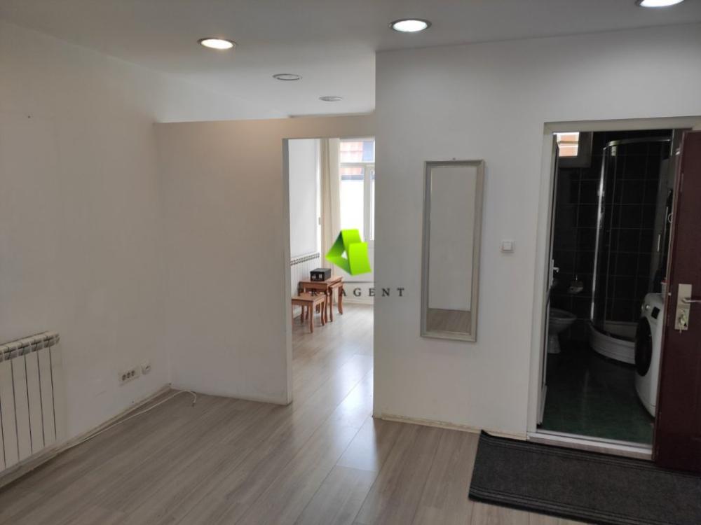 Slika 3 -  Lokal za izdavanje, 44m2, 350€