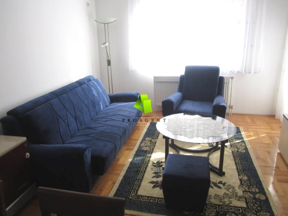 Glavna slika -Jednoiposoban stan za izdavanje, 50m2, 350€