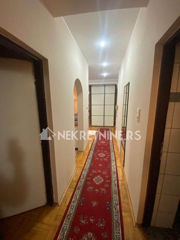 Slika 7 - Bukureška, Trosoban stan za izdavanje, 85m2, 650€