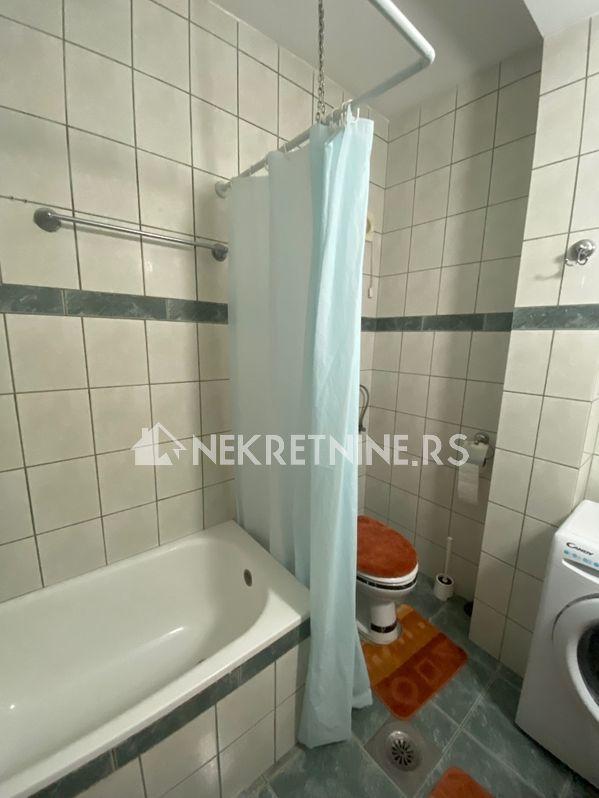 Slika 8 - Bukureška, Trosoban stan za izdavanje, 85m2, 650€