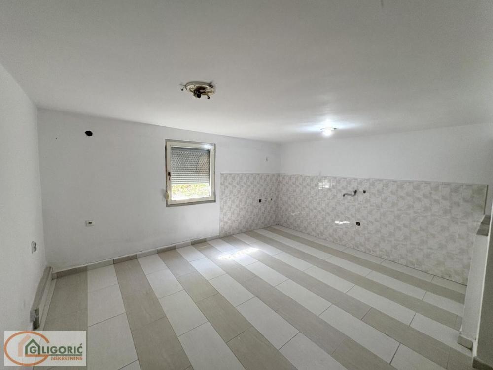 Slika 7 -  Kuća na prodaju, 270m2, 350.000€