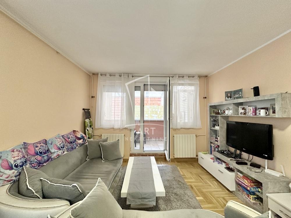 Slika 2 - Pariske komune, Dvosoban stan na prodaju, 55m2, 205.000€