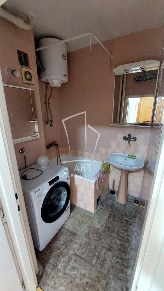 Slika 5 - Džona Kenedija, Trosoban stan za izdavanje, 65m2, 700€