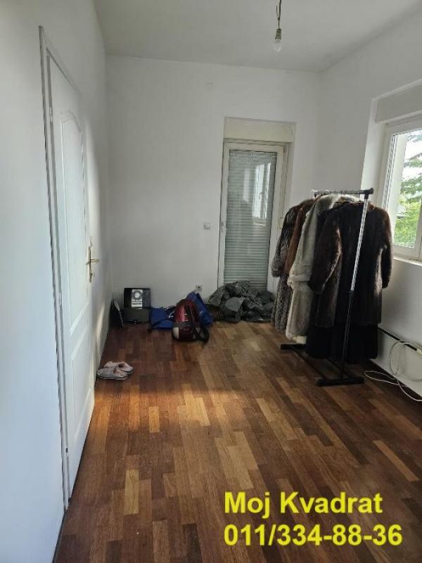 Slika 5 - Trosoban stan za izdavanje, 92m2, 800€