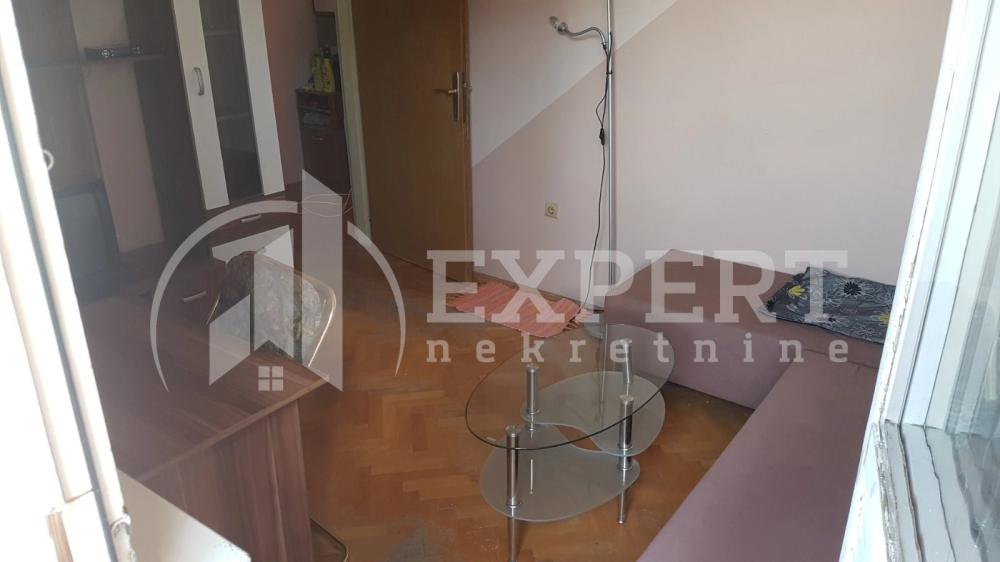 Slika 9 - Sinđelićev trg, Troiposoban stan za izdavanje, 77m2, 360€