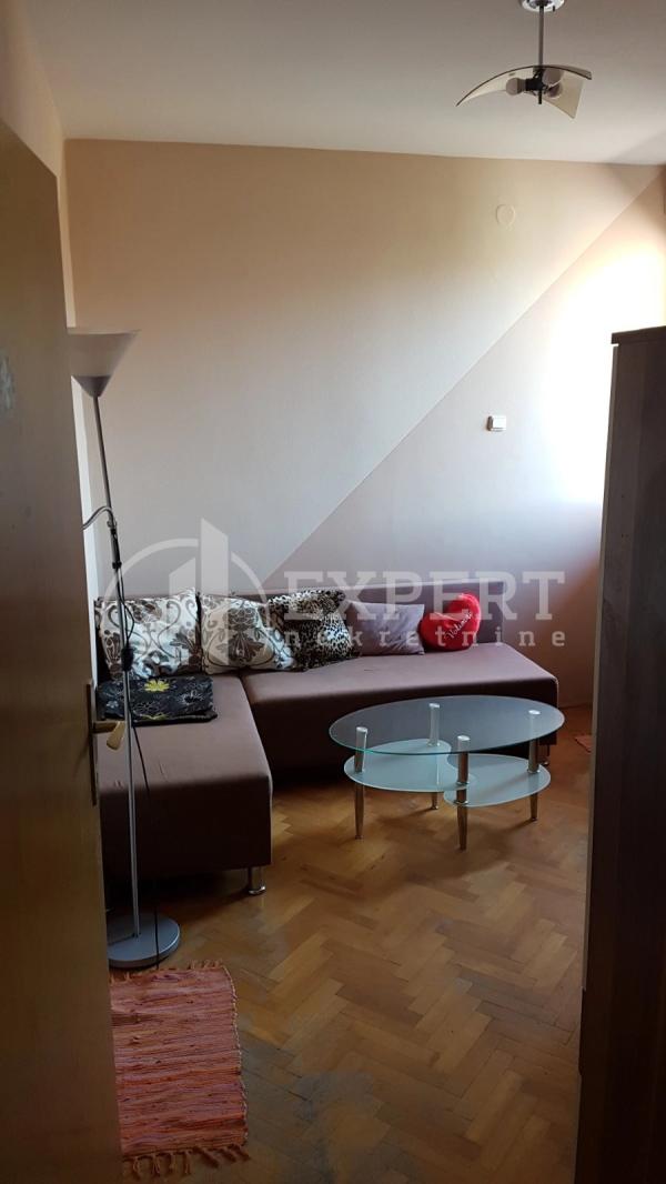 Slika 11 - Sinđelićev trg, Troiposoban stan za izdavanje, 77m2, 360€