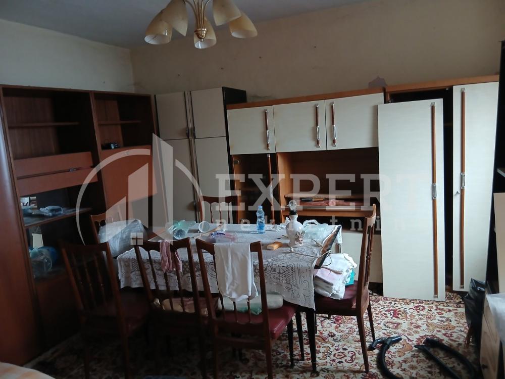 Slika 11 - Dimitrovgradska,  Kuća na prodaju, 125m2, 100.000€