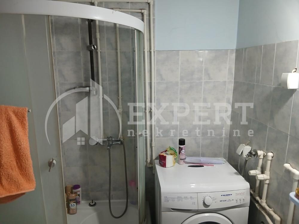 Slika 10 - Dimitrovgradska,  Kuća na prodaju, 125m2, 100.000€