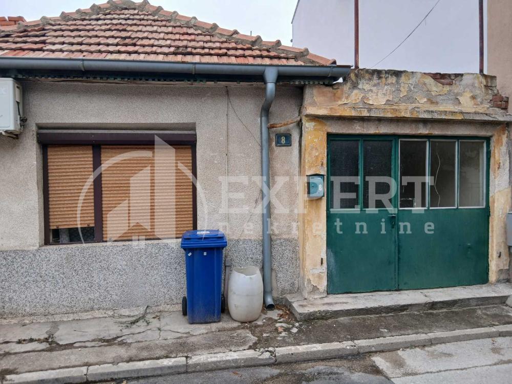 Slika 2 - Dimitrovgradska,  Kuća na prodaju, 125m2, 100.000€