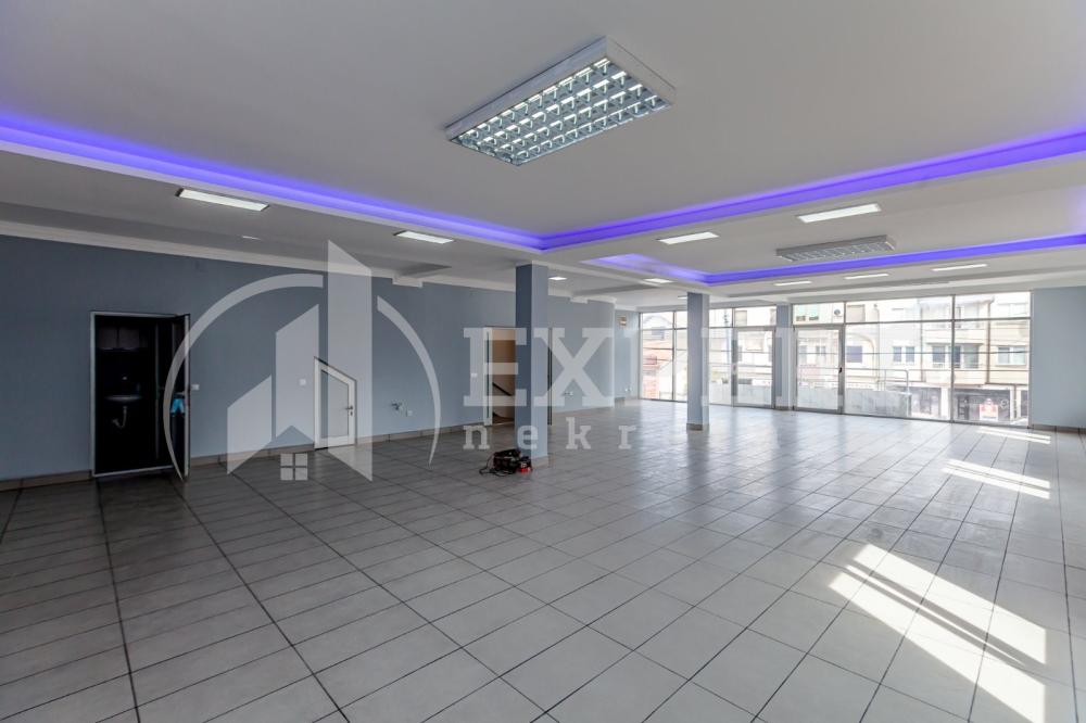 Slika 1 - Knjazevačka,  Lokal na prodaju, 189m2, 331.260€