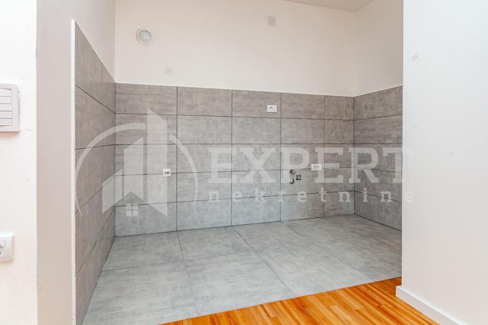 Slika 2 - Stojana Andrića, Troiposoban stan na prodaju, 84m2, 134.630€