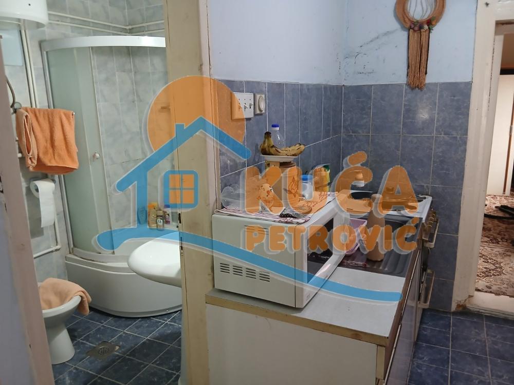 Slika 8 - Dimitrovgradska,  Kuća na prodaju, 125m2, 100.000€