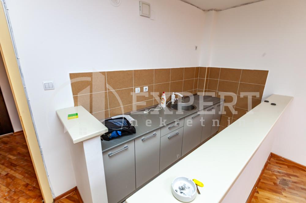 Slika 2 - Kralja Stefana Prvovenčanog, Jednosoban stan na prodaju, 51m2, 108.000€