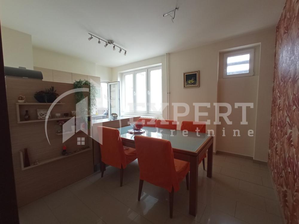Slika 9 - Obrenovićeva, Troiposoban stan za izdavanje, 105m2, 550€