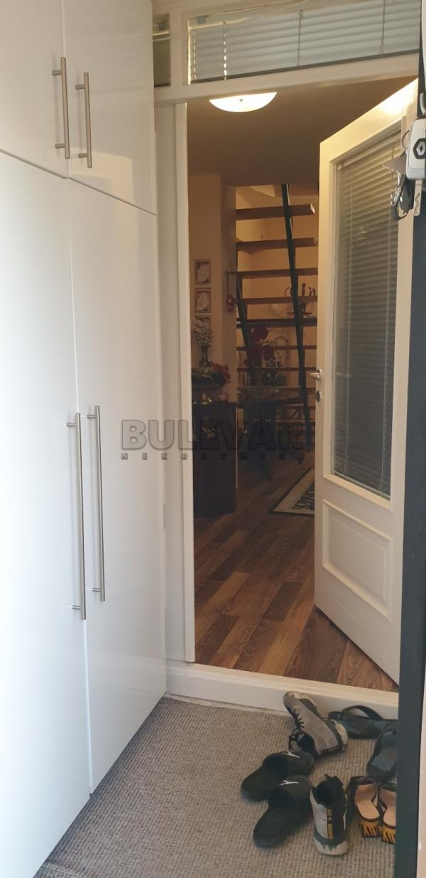 Slika 11 - Žrtava fašizma,  Kuća za izdavanje, 400m2, 1.500€