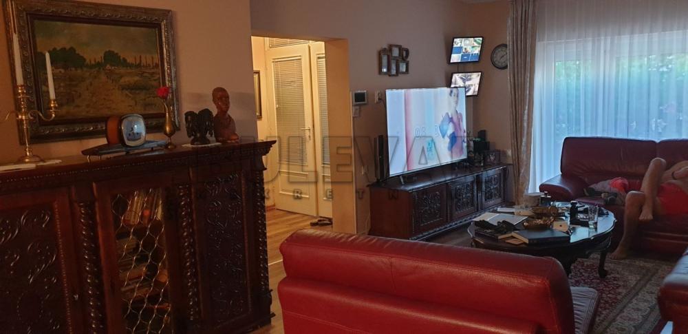 Slika 7 - Žrtava fašizma,  Kuća za izdavanje, 400m2, 1.500€