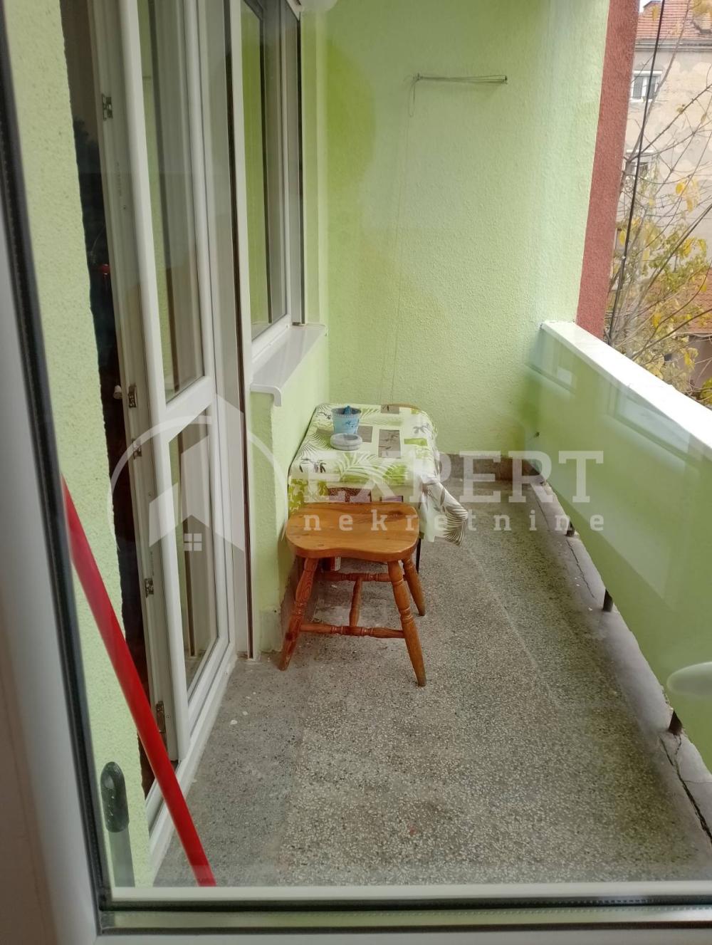 Slika 7 - Strahinjića Bana,  Lokal za izdavanje, 60m2, 350€