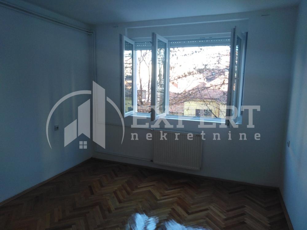 Slika 4 - Strahinjića Bana,  Lokal za izdavanje, 60m2, 350€