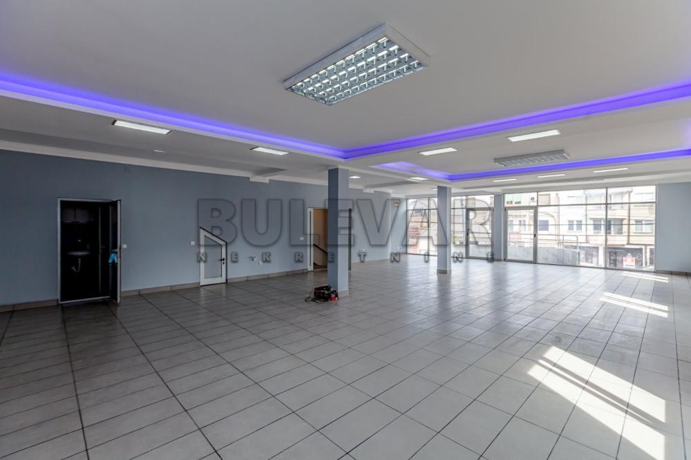 Slika 1 - Knjazevačka,  Lokal na prodaju, 189m2, 331.260€