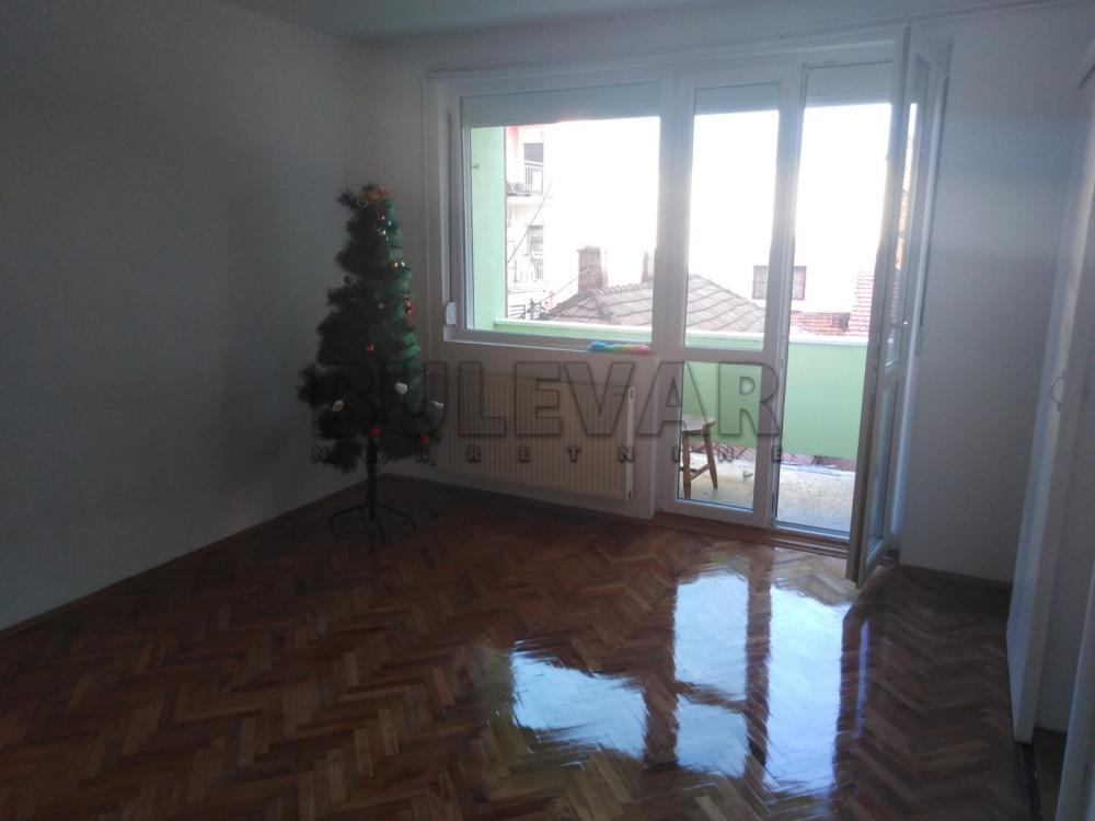 Slika 1 - Strahinjića Bana,  Lokal za izdavanje, 60m2, 350€