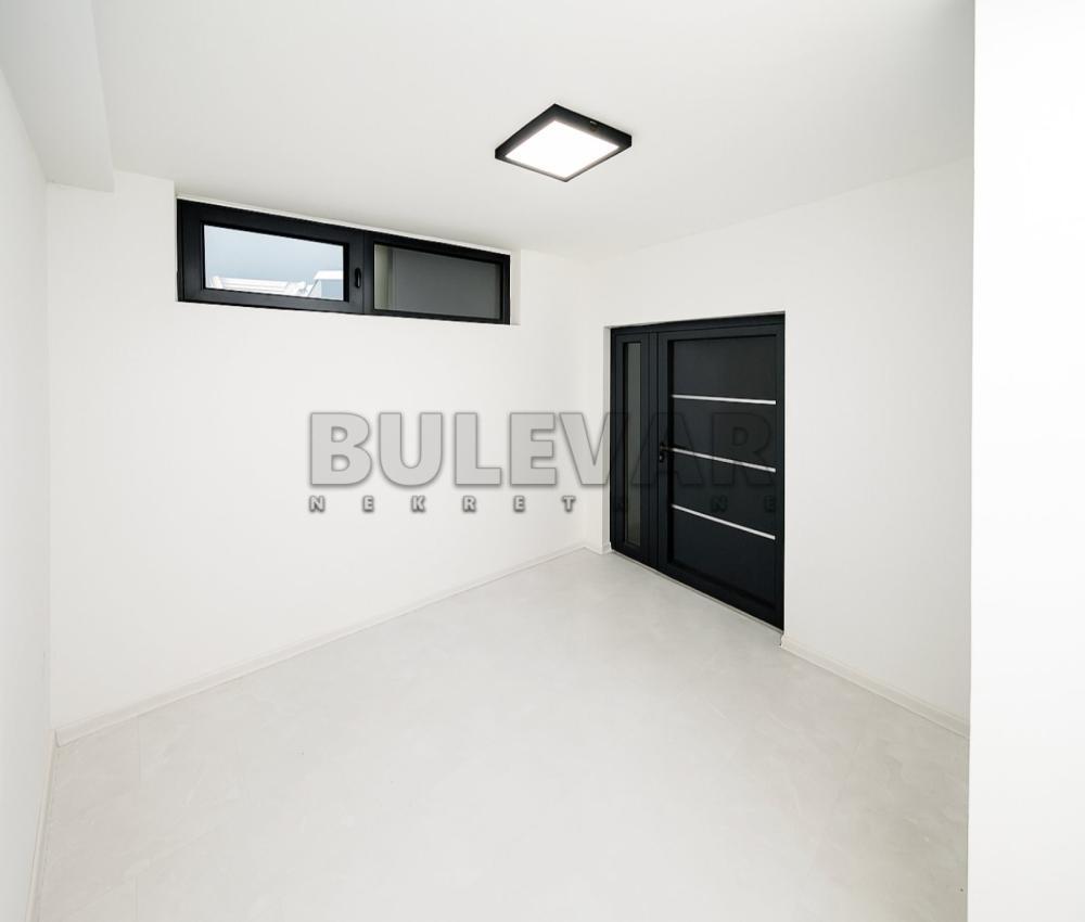 Glavna slika -Koste Stamenkovića,  Lokal za izdavanje, 43m2, 400€