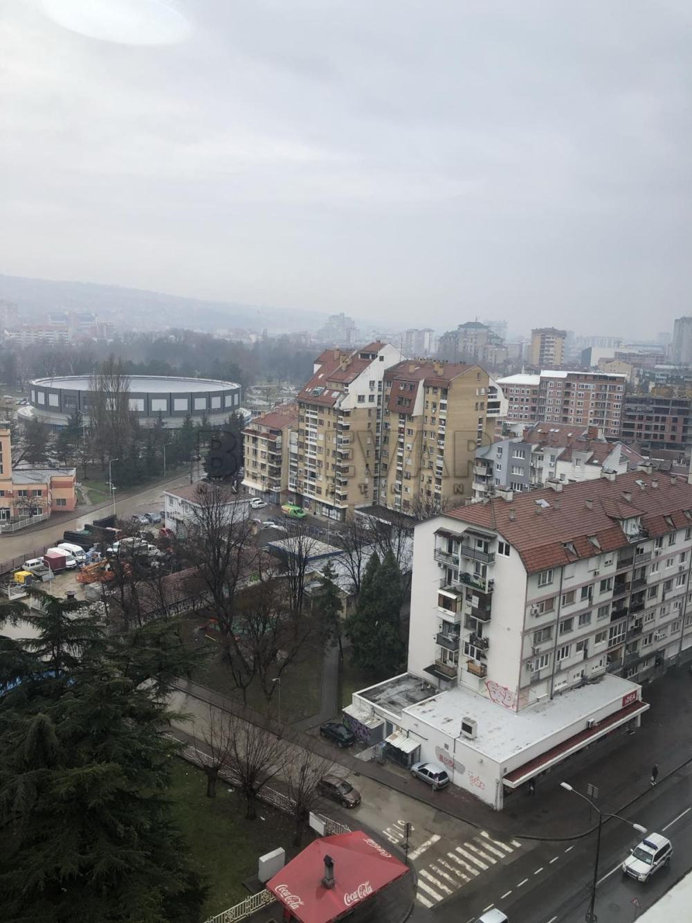 Slika 8 - Bulevar dr Zorana,  Lokal za izdavanje, 45m2, 350€