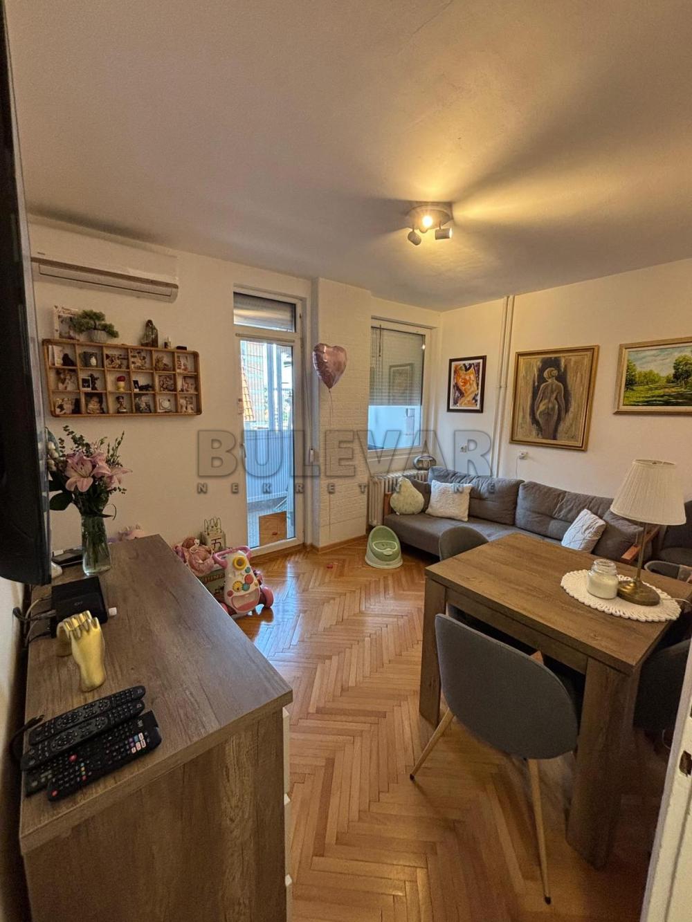 Slika 1 - Rajićeva, Jednoiposoban stan za izdavanje, 40m2, 390€