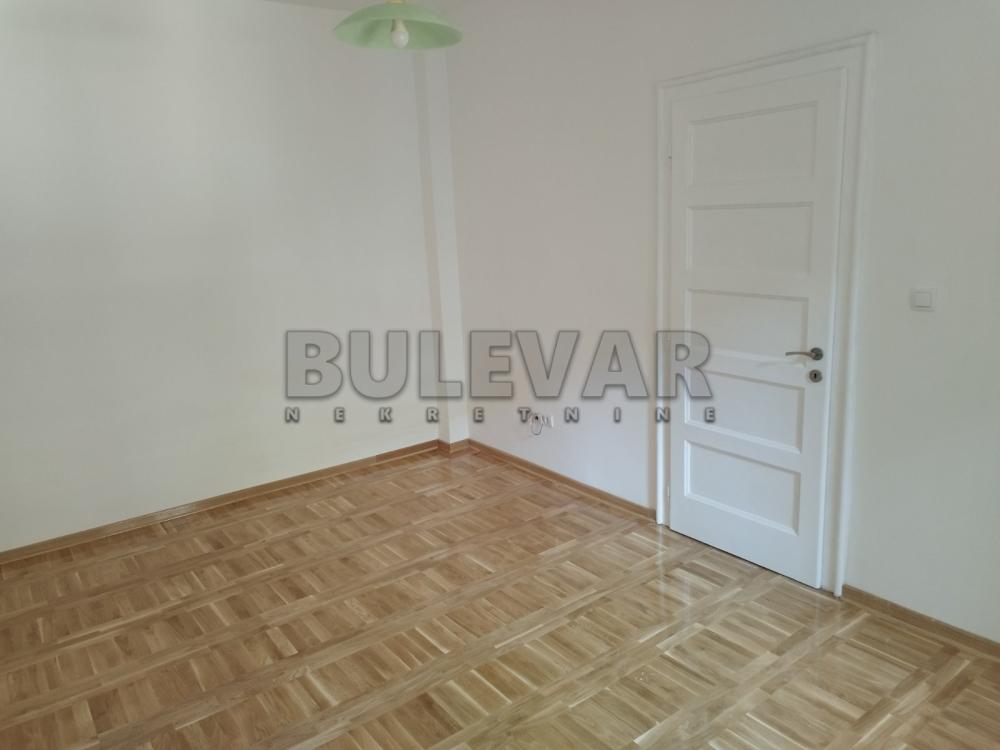 Slika 1 - Stara železnička kolonija, Četvorosoban stan na prodaju, 90m2, 159.500€