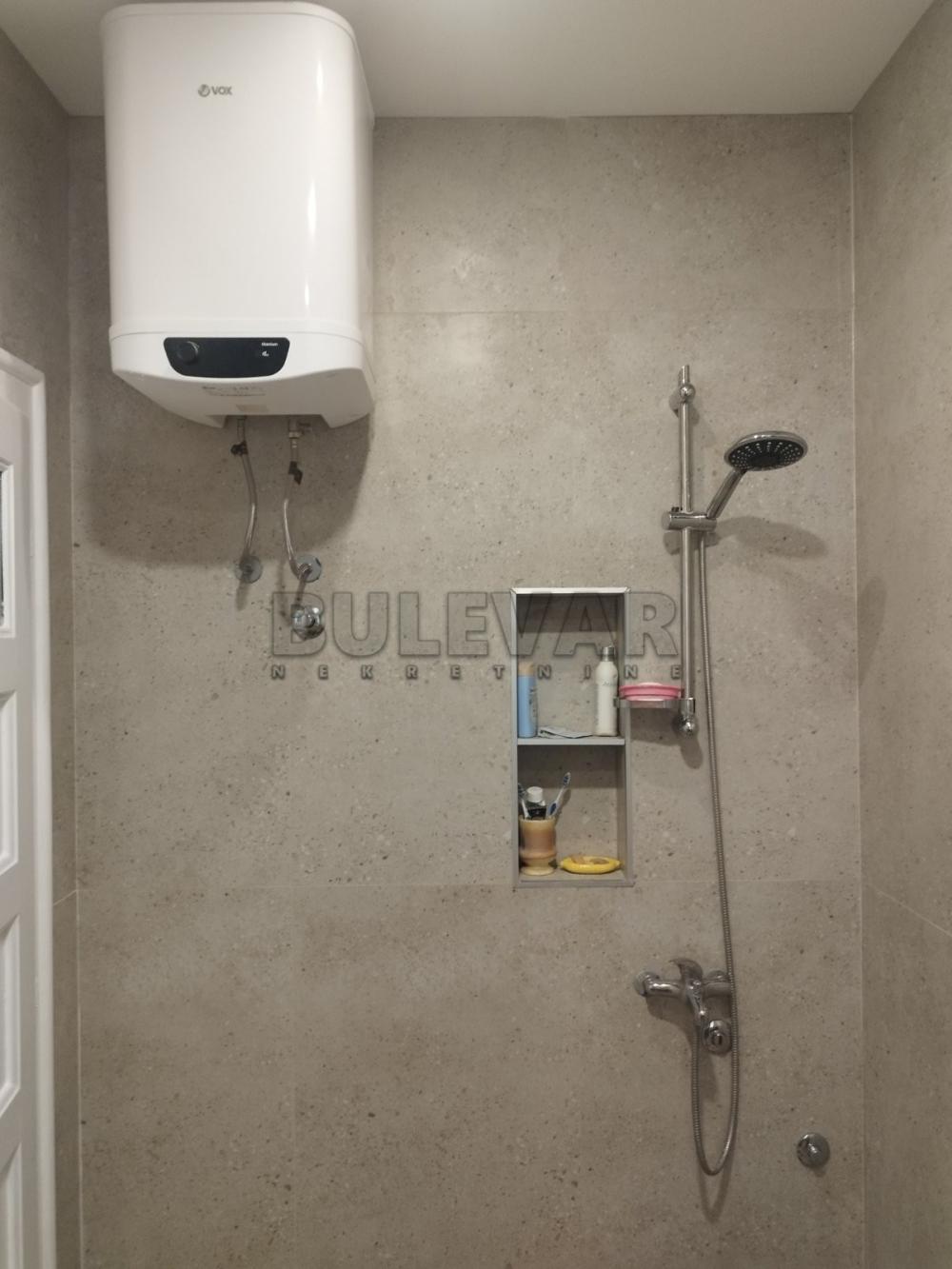 Slika 2 - Stara železnička kolonija, Četvorosoban stan na prodaju, 90m2, 159.500€