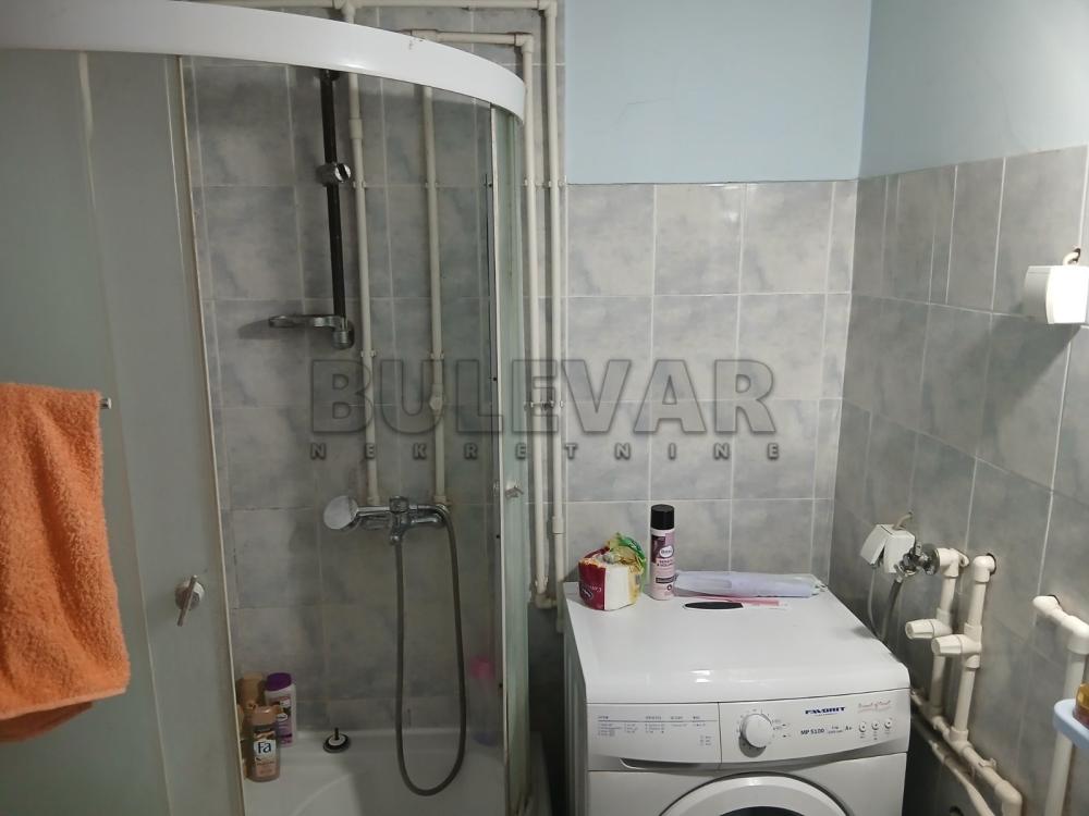 Slika 10 - Dimitrovgradska,  Kuća na prodaju, 125m2, 100.000€