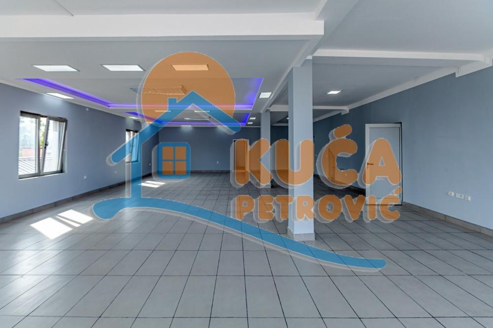 Slika 2 - Knjazevačka,  Lokal na prodaju, 189m2, 331.260€