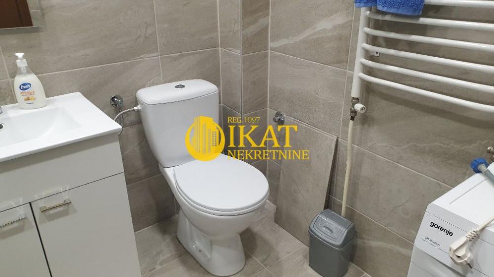 Slika 11 - Trosoban stan za izdavanje, 104m2, 1.200€