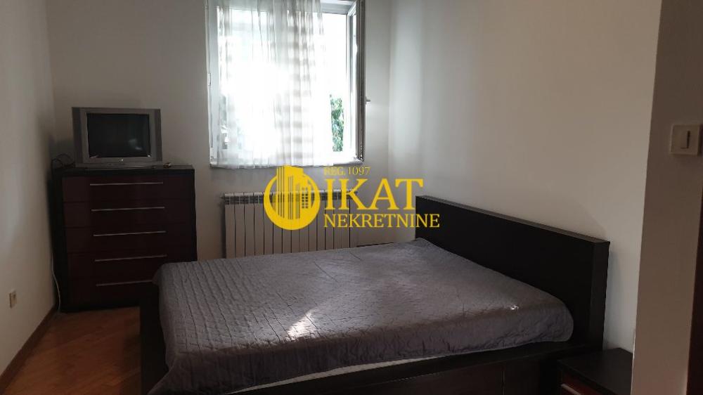 Slika 5 - Trosoban stan za izdavanje, 104m2, 1.200€