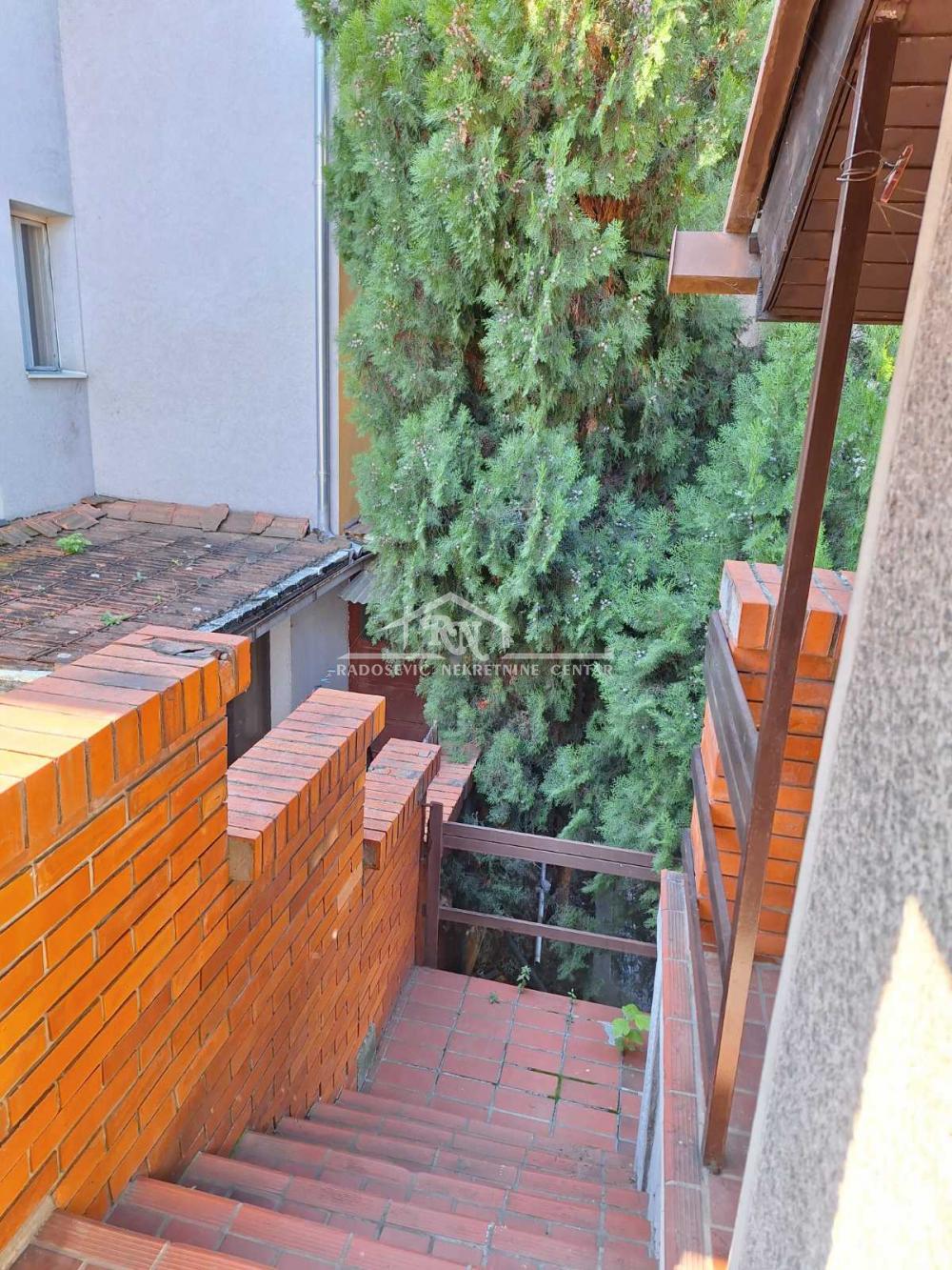 Slika 1 - Kumodraška, Dvosoban stan za izdavanje, 50m2, 450€