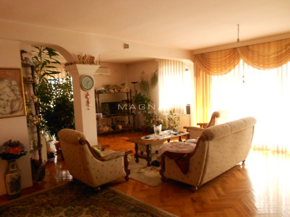 Slika 1 - Rasinska,  Kuća na prodaju, 480m2, 400.000€