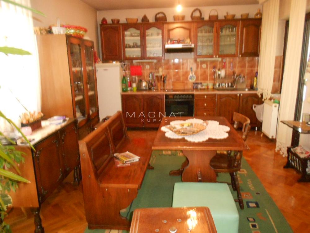 Slika 3 - Rasinska,  Kuća na prodaju, 480m2, 400.000€