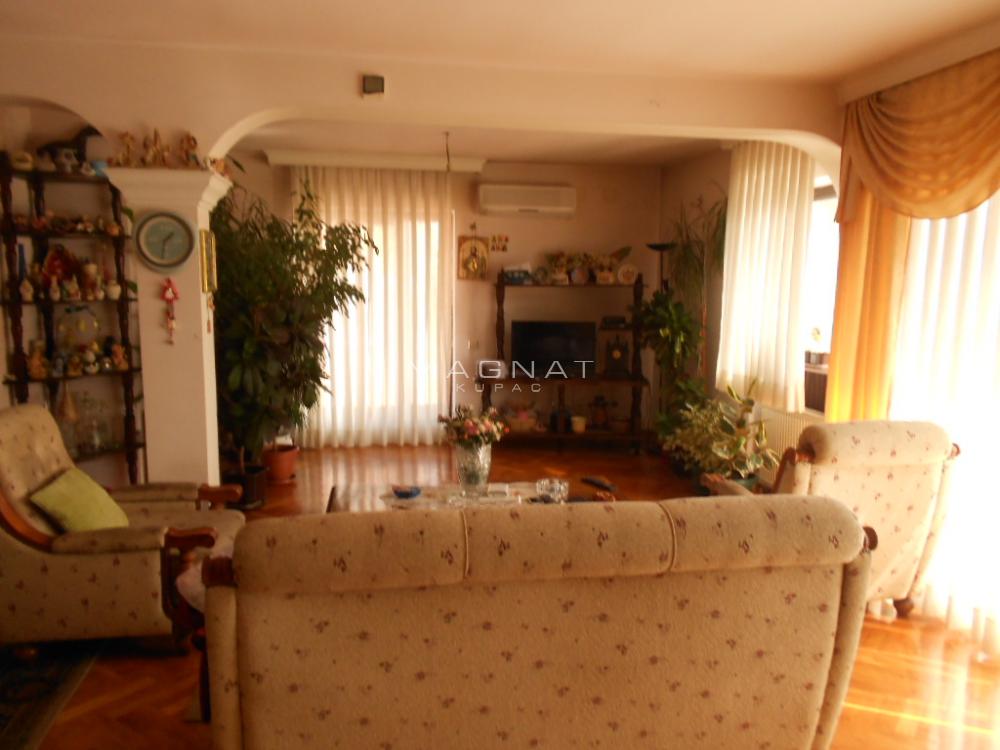 Slika 5 - Rasinska,  Kuća na prodaju, 480m2, 400.000€