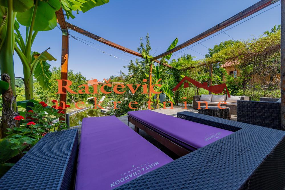 Slika 9 - Karagacka,  Kuća na prodaju, 283m2, 260.000€