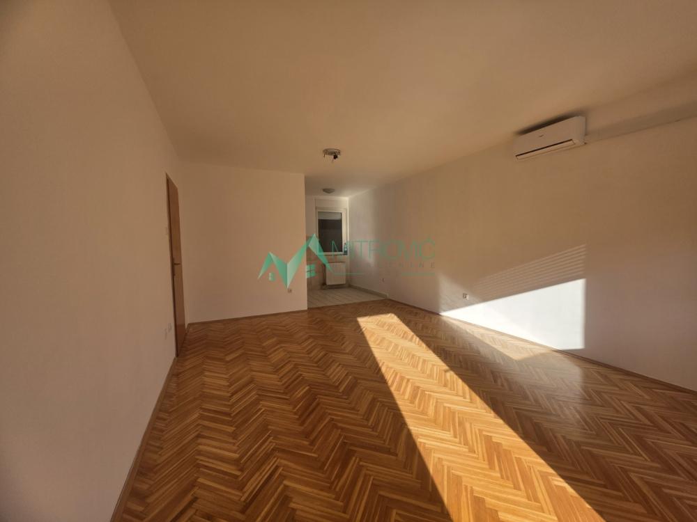 Slika 1 - Dvosoban stan na prodaju, 62m2, 155.000€