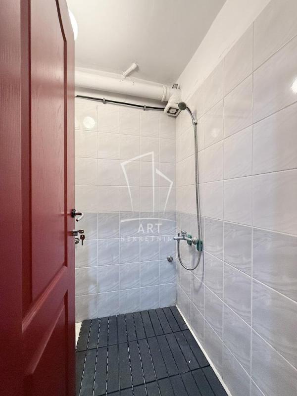 Slika 11 - Nebojšina,  Lokal na prodaju, 100m2, 210.000€